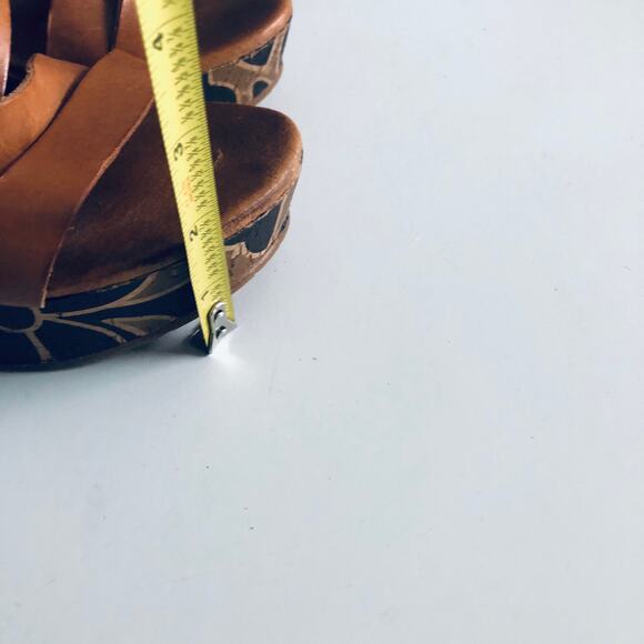 Anthro Naya 'Nalani' Women's 8 Tan Leather Wedge Sandal Strappy Platform - Picture 10 of 11